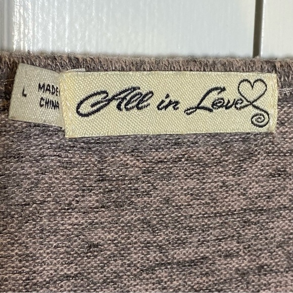 All in Love women's Large subtle pink grey marled knit top button accents boxy - Picture 4 of 6